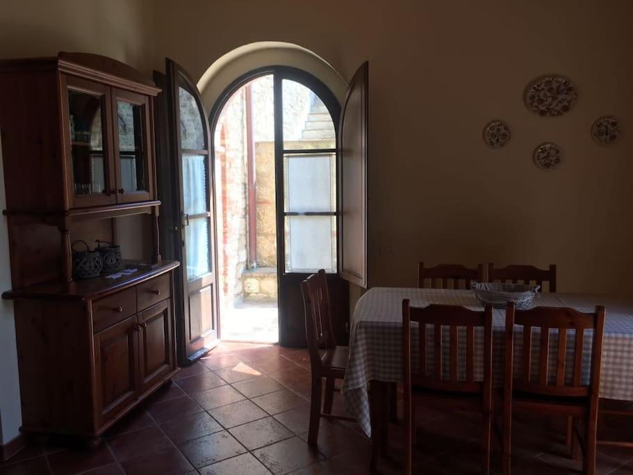 Cozy Home In Countryside Asciano Siena -Renovated! ภายนอก รูปภาพ
