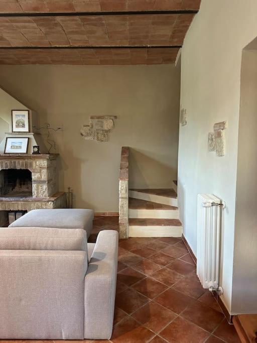 Cozy Home In Countryside Asciano Siena -Renovated! ภายนอก รูปภาพ